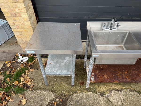 Small stainless steel table Small stainless steel table