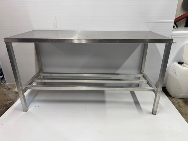 Stainless Steel Table Stainless Steel Table