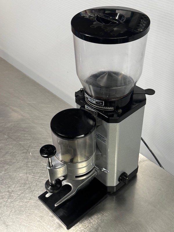Barista Quality Electric Grinder Barista Quality Electric Grinder