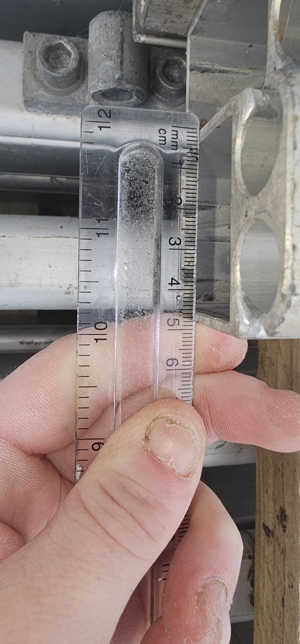 Aluminium beams / legs Aluminium beams / legs