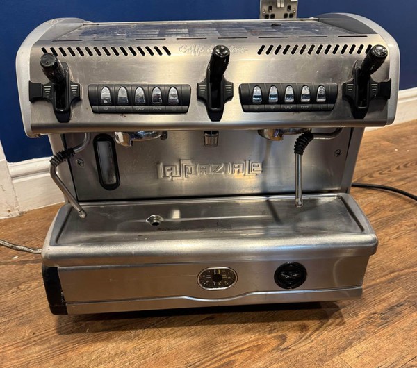 Used 2 Group Coffee Machine Used 2 Group Coffee Machine