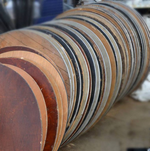 Second hand 6Ft round tables