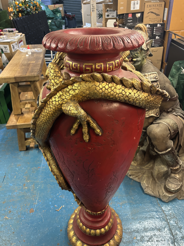 Used 5ft Vase With Dragon