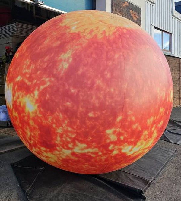 2.5m Sealed Air Inflatable Sun