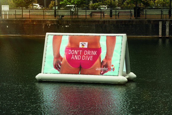 Second-hand inflatable banner frame