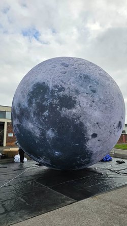 6m Giant moon for sale