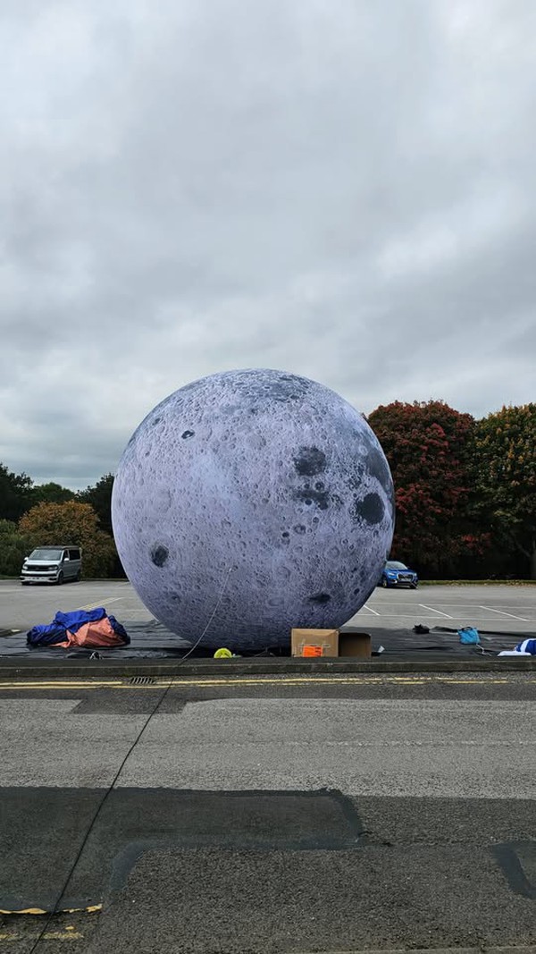 20ft moon for sale (inflatable)
