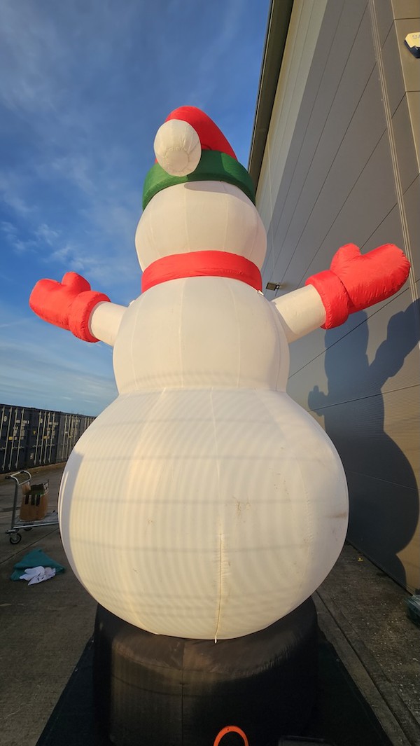 Outdoor Snowman Prop