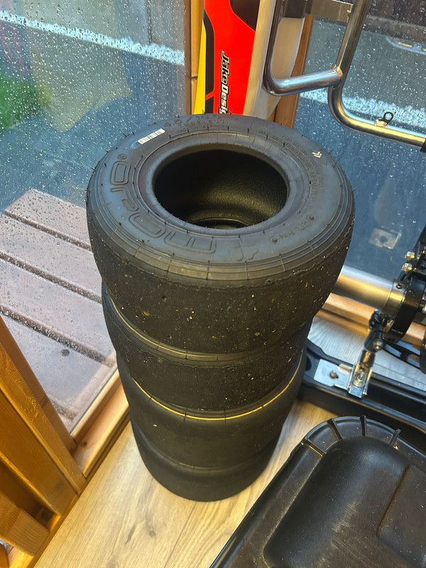 Kart Tyres