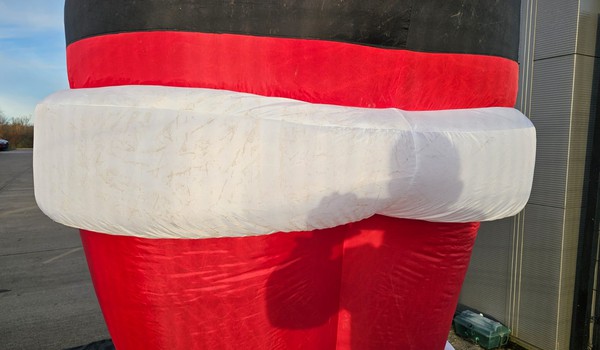 Used 4m Inflatable Santa