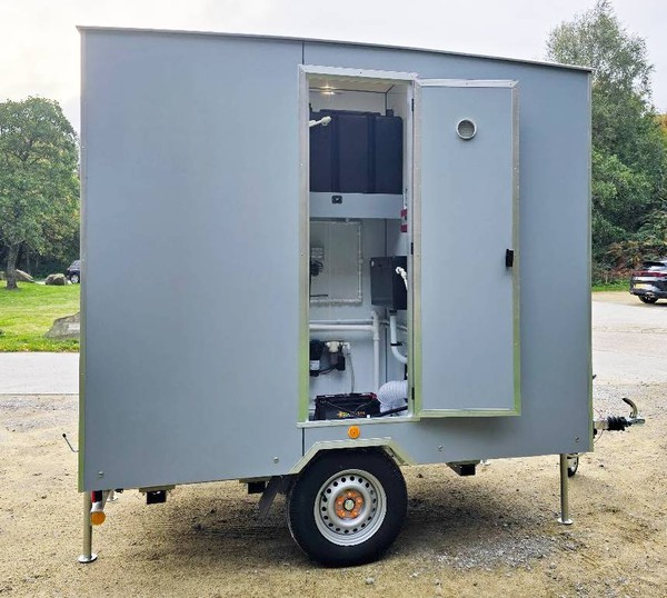 1 + 1 12v toilet trailer for sale