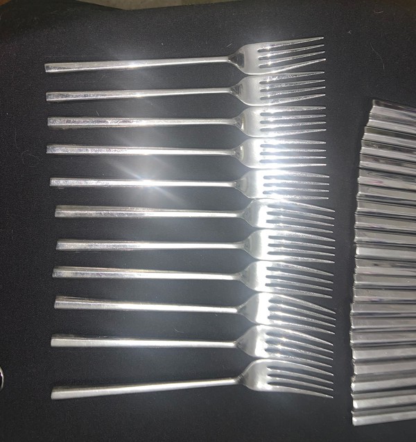 Secondhand Elia Cutlery