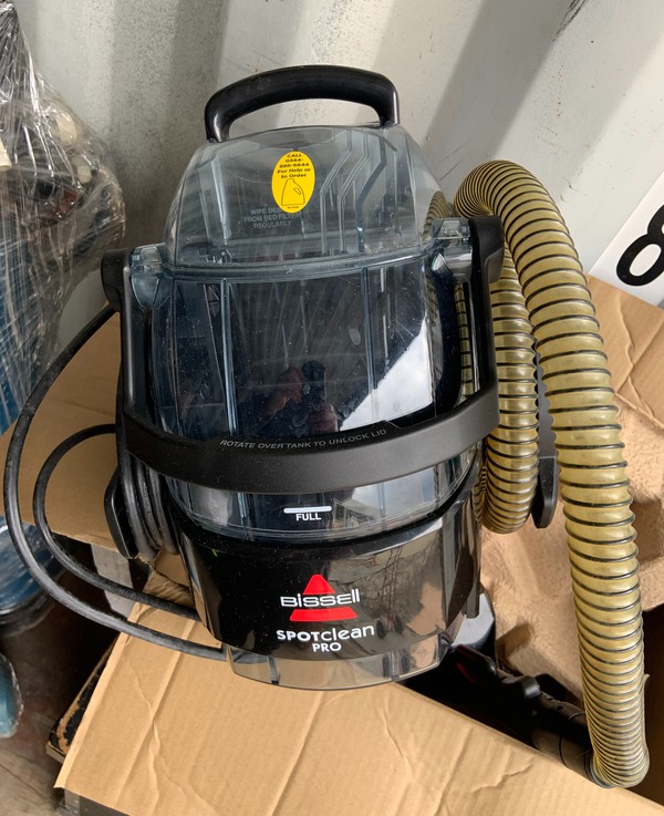 Secondhand Bissell Carpet Cleaner