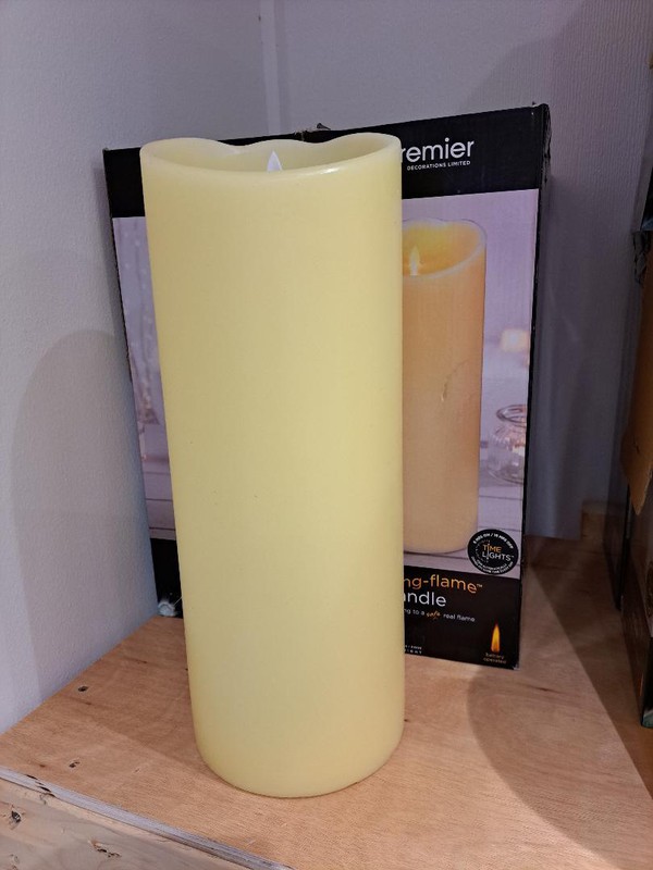 LED DANCING FLAME WAX CANDLES