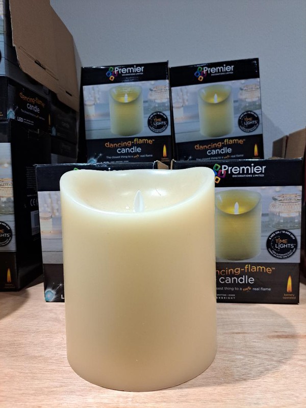 JOB LOT LED DANCING FLAME CANDLES