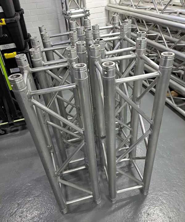 6x Global Truss F34 1mt Truss Sections