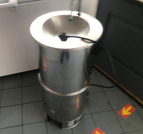 Secondhand Portable Sink