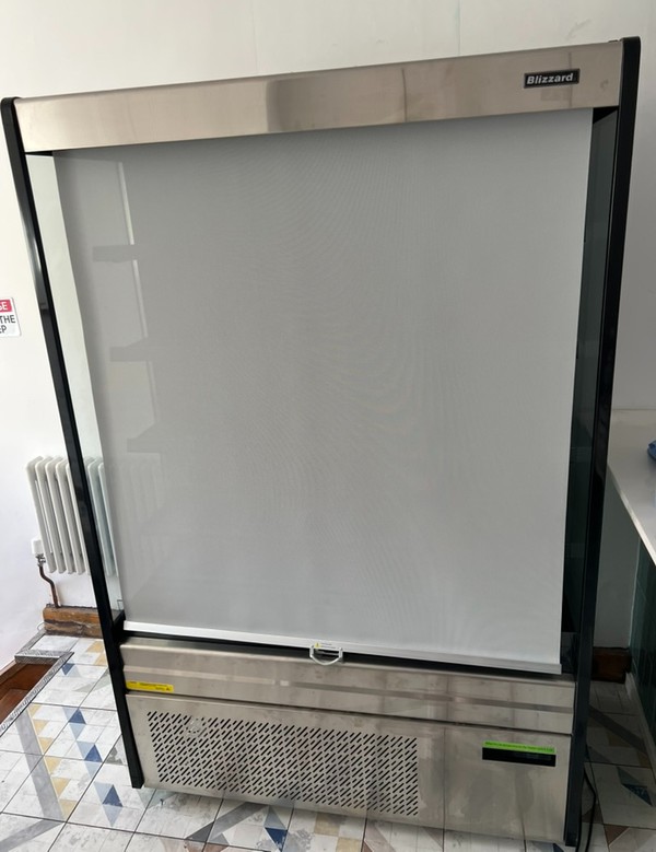 Secondhand Blizzard Drinks Fridge