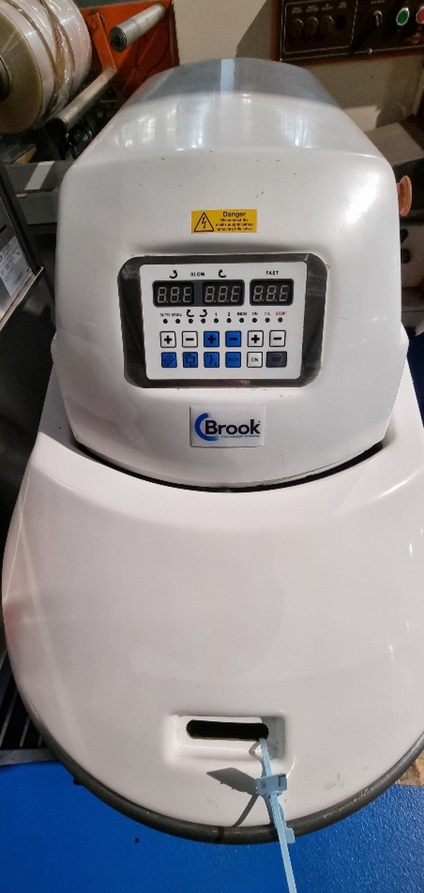 Sinmag 80kg Spiral Mixer