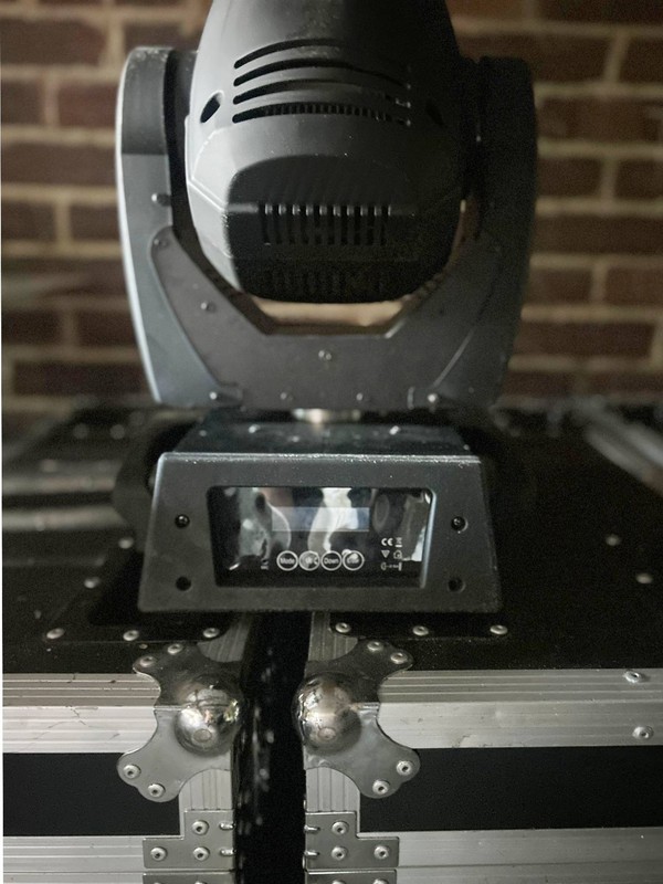 MilTec MTM-90 moving head lights