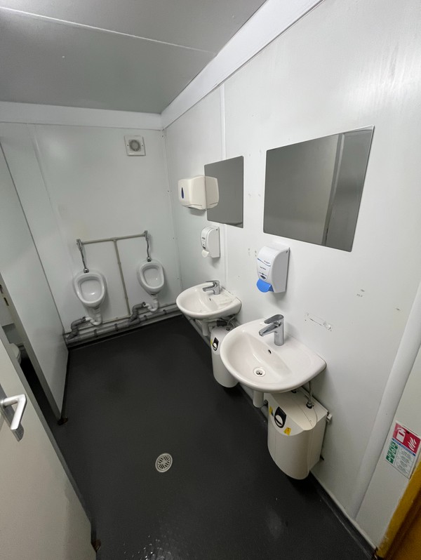 3 + 1 Toilet Cabin