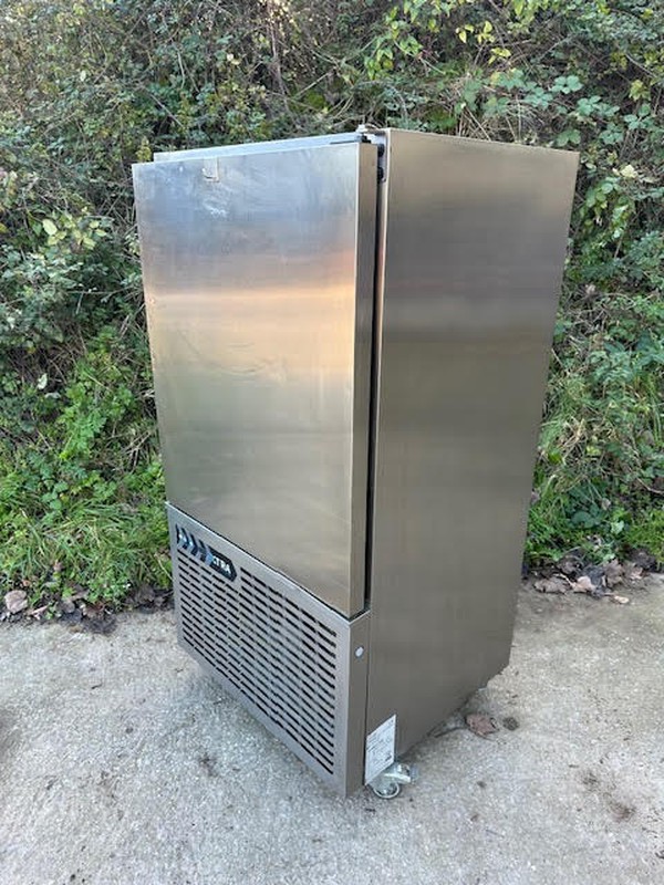 Foster Xtra Commercial Blast chiller