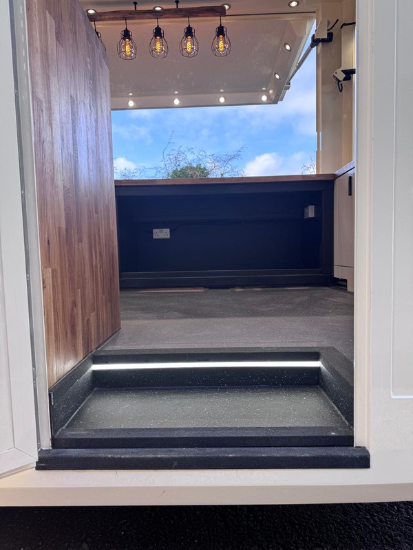 Catering trailer with Rear door