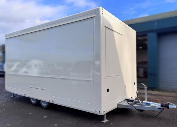 New catering trailer with large hatch