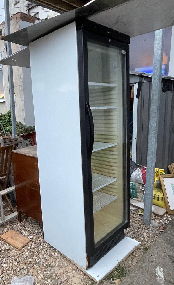 Secondhand Drinks Display Fridge Secondhand Drinks Display Fridge
