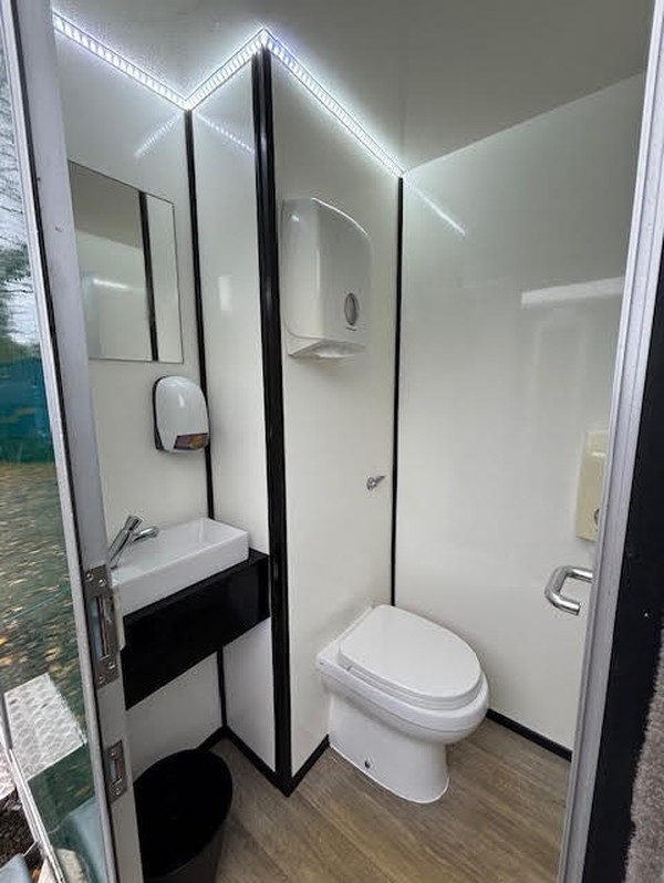Used 1+1 Compact Toilet Trailer Used 1+1 Compact Toilet Trailer