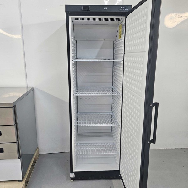Commercial upright fridge for sale Commercial upright fridge for sale