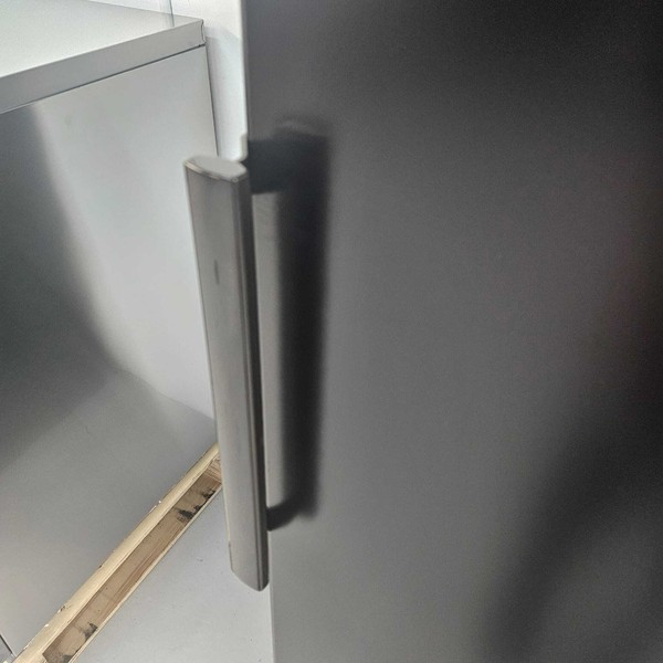 Fridge with door handle Fridge with door handle