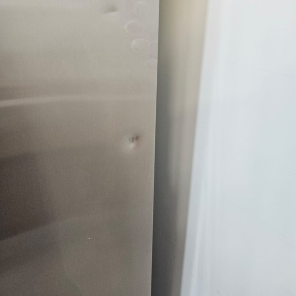 Polar Stainless Upright Fridge G592 dint Polar Stainless Upright Fridge G592 dint