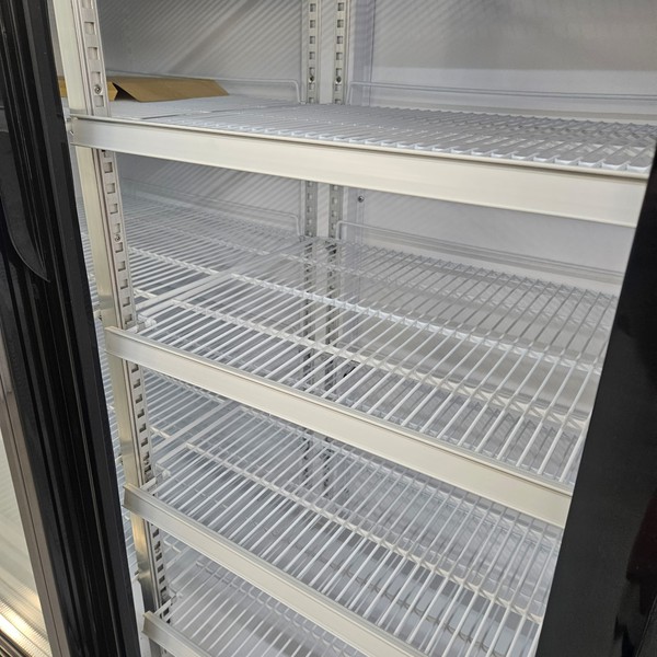 Wire shelves fridge Wire shelves fridge