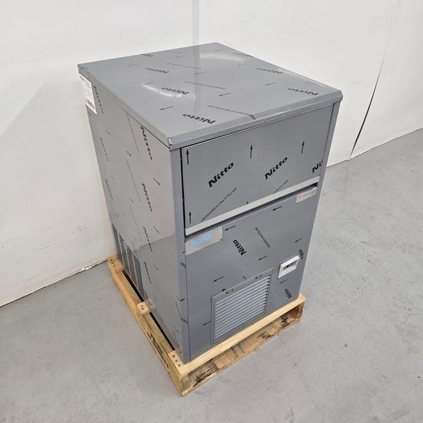 New B Grade Polar Gourmet Cube Ice Maker New B Grade Polar Gourmet Cube Ice Maker