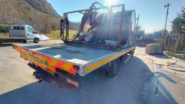 Satellite Aluminium Vacuum Tank on 5T truck Satellite Aluminium Vacuum Tank on 5T truck