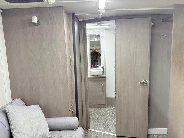 VIP film trailer for sale VIP film trailer for sale