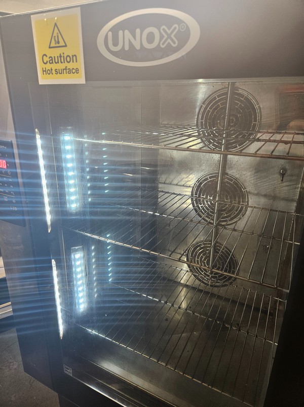 Secondhand Unox Bakerlux Oven Secondhand Unox Bakerlux Oven