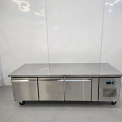 New B Grade Polar Triple Door Low Chef Base Counter Fridge DA463
