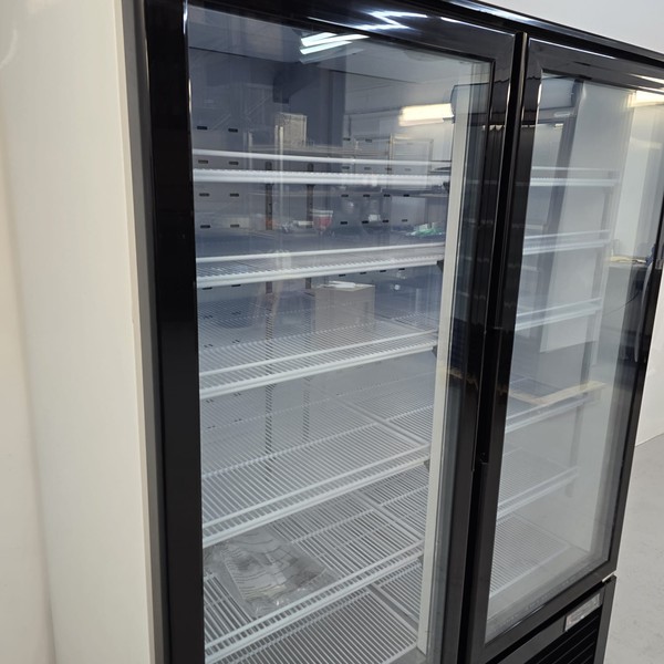 Samwidge fridge dooble door