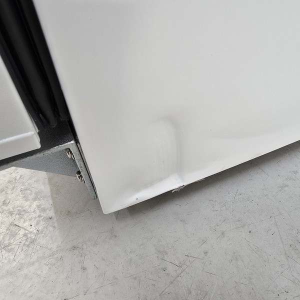 B Grade dammage Upright single fridge