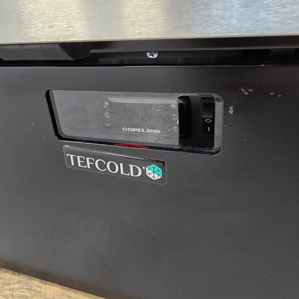 B Grade Tefcold Multideck Fridge