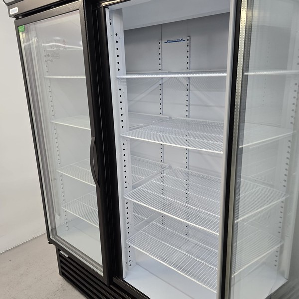 New Tefcold 1110Ltr Display Fridge For Sale