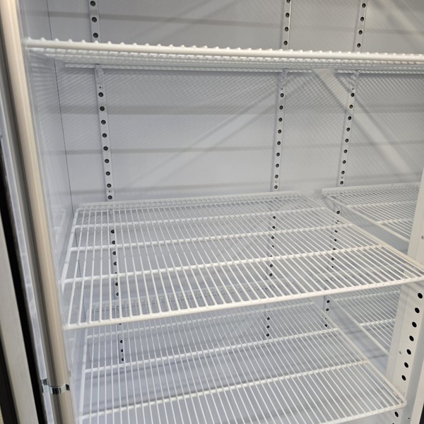 Tefcold 1110Ltr Display Fridge