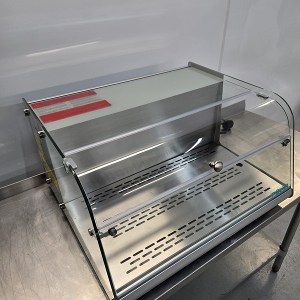 Refrigerated self service display