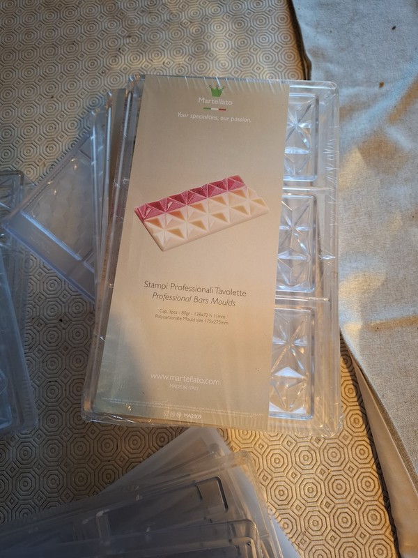 professional polycarbonate moulds