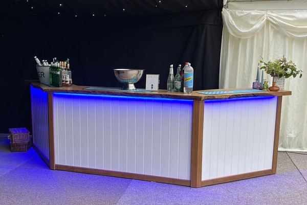3m Wooden Events Bar
