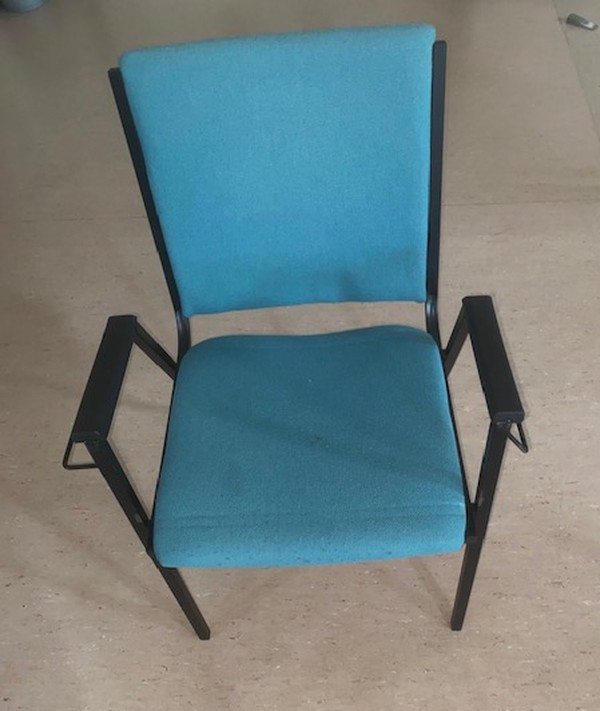 120x Steel Frame Chairs For Sale 120x Steel Frame Chairs For Sale