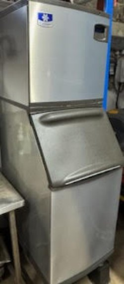 Large ice machine for sale