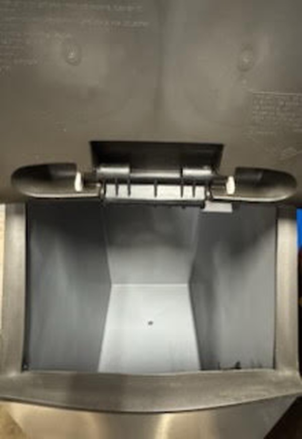 Manitowoc IY0524A-251T ice machine for sale